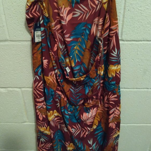 Floral Romper - Picture 4 of 6